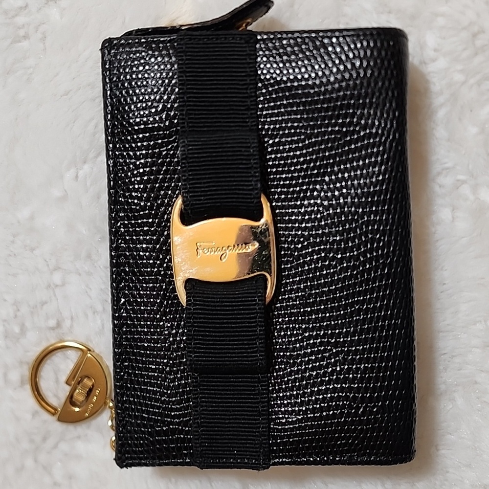 Salvatore Ferragamo Vara bow compact wallet pouch textured lizarard Imbossed - Picture 8 of 16